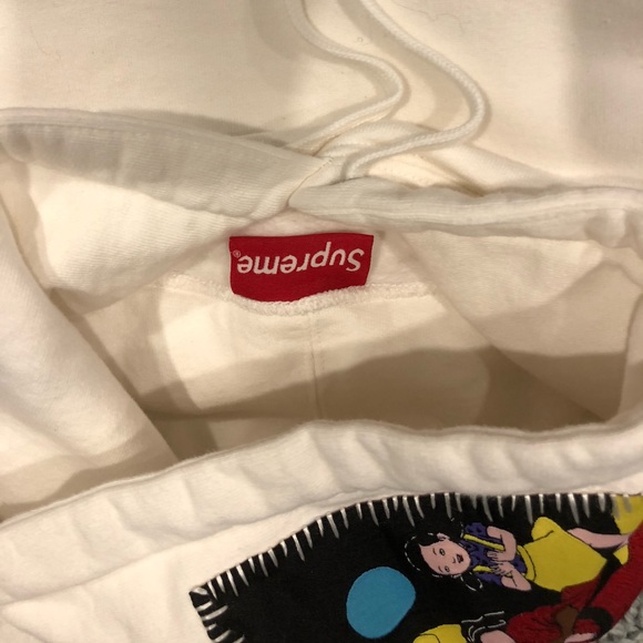 SUPREME BNWT White Hoodie - Picture 5 of 5